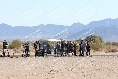 media/Jan-15-2026-Racers Edge (Thu) [[dfebeb70ab]]/1-Around the Pits-Track Walk/